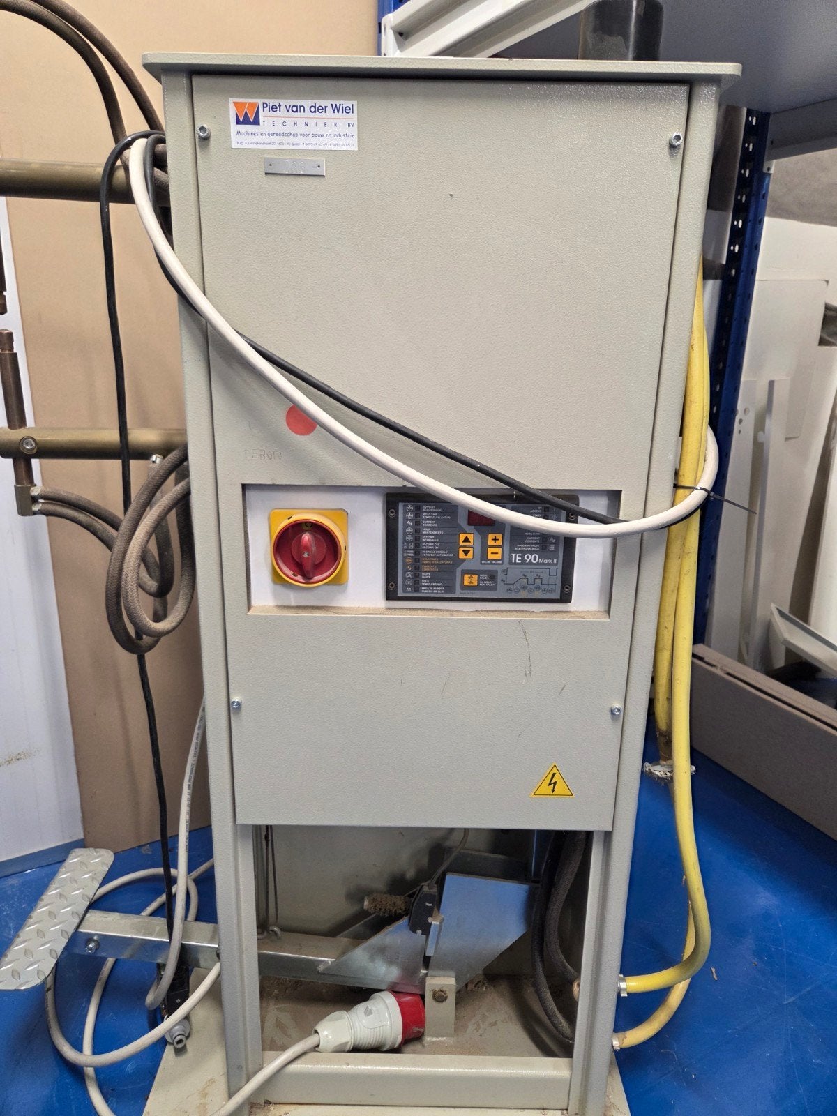 TECNIA Puntlasmachine 4602N - Bouw & Industrie, Ophalen