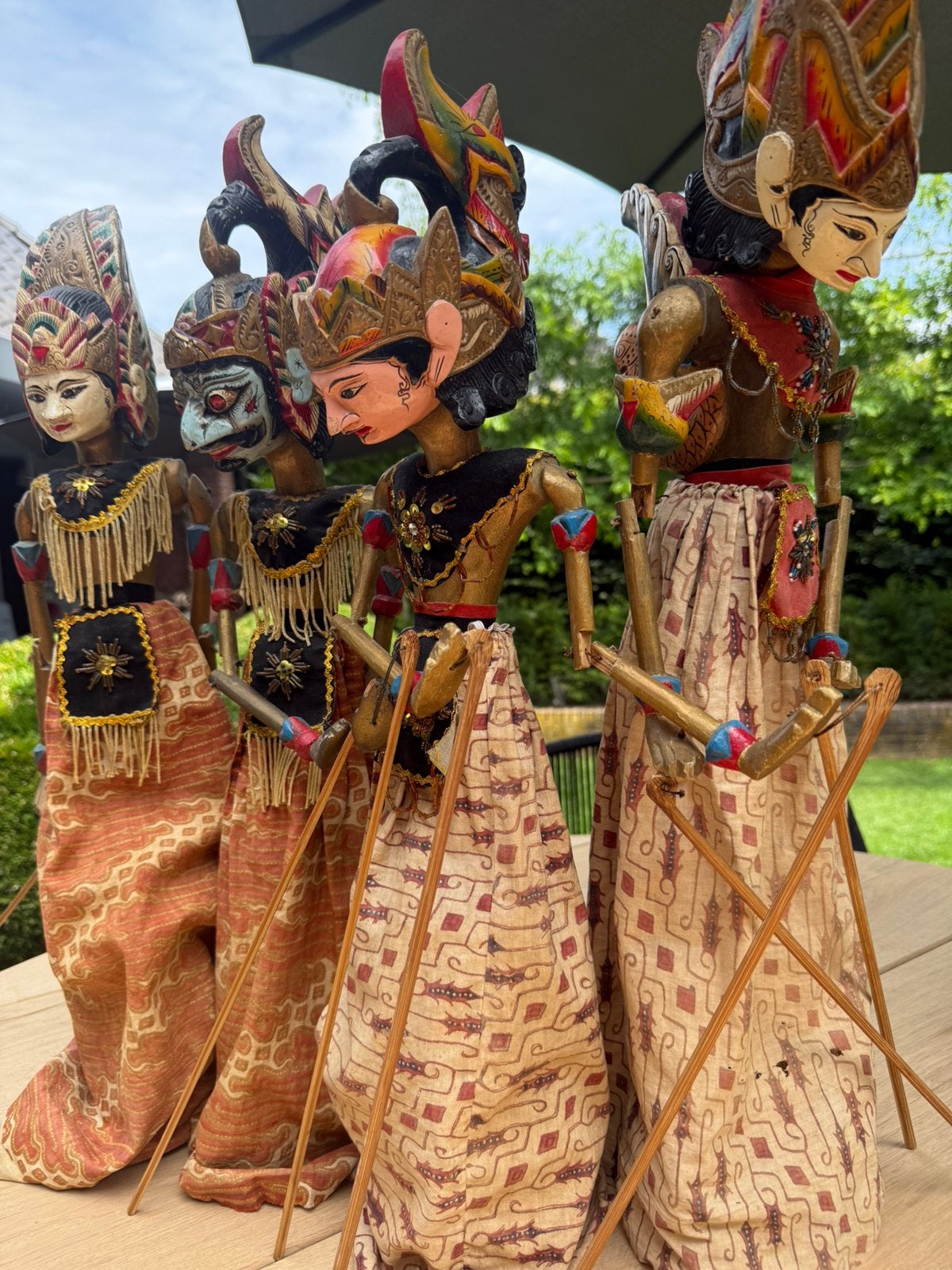 wajang Golek poppen Antiek uit Java Indonesië, Ophalen