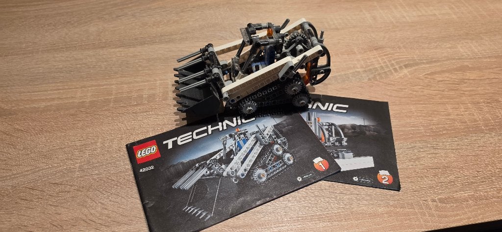 Lego Technic 42032 Rupsband Graafmachine, Lego, Ophalen of Verzenden, Technic, Complete set