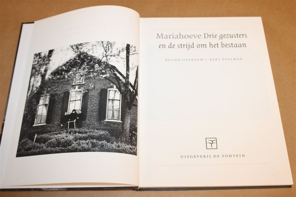 Mariahoeve — 3 Zusters op de Veluwe — Fotoboek, Boeken, Ophalen of Verzenden, Zo goed als nieuw