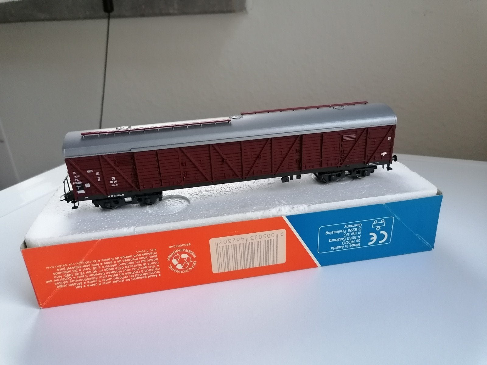 Roco H0. DB 4-assige grootruim gesloten goederenwagon. 46230, Gelijkstroom, Verzenden, Wagon, Zo goed als nieuw