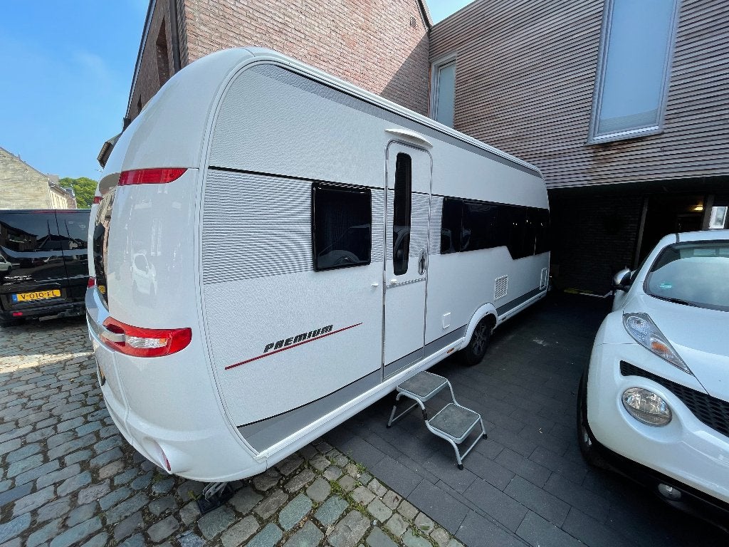 Hobby Premium 540 KMFE 2012 recent groot onderhoud, Caravans en Kamperen, Schokbreker, Hobby, Treinzit, Particulier