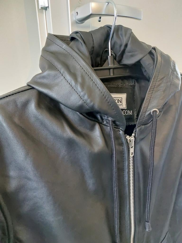 Nieuwe Zwarte Leren Jas met Capuchon - Maat M, Maat 48/50 (M), Zwart, Ophalen of Verzenden, Zo goed als nieuw