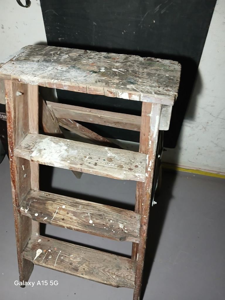 Oude houten schilders trapje, Gebruikt, Trap, Ophalen of Verzenden, Opvouwbaar of Inschuifbaar