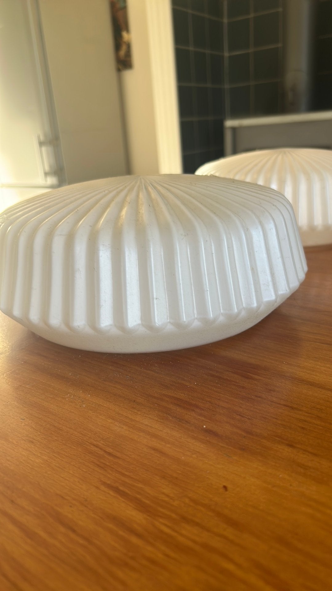 Dkn plafonniere melkglas, Huis en Inrichting, Ophalen of Verzenden, Zo goed als nieuw