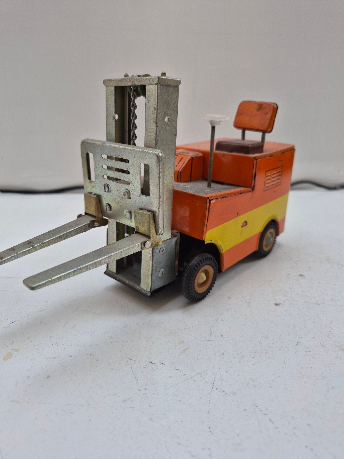 Blikken Heftruck MF 994 - Made in China - Werkt goed!, Ophalen of Verzenden