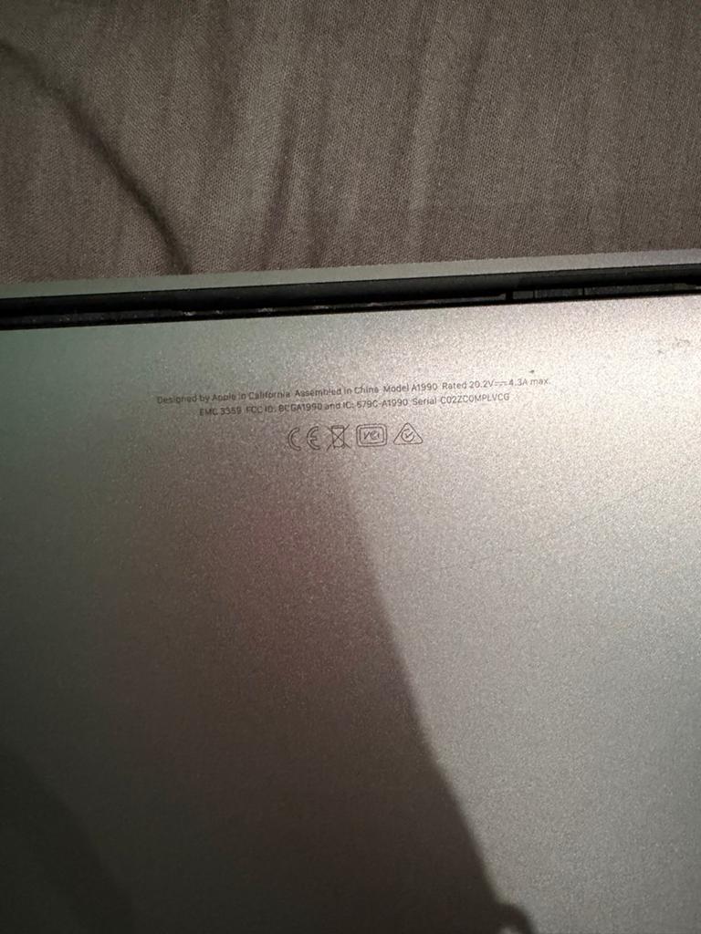 MacBook Pro A1990 met iCloud lock, 16GB RAM, 512GB SSD, Computers en Software, Apple Macbooks, MacBook Pro, 15 inch, 512 GB, Ophalen of Verzenden