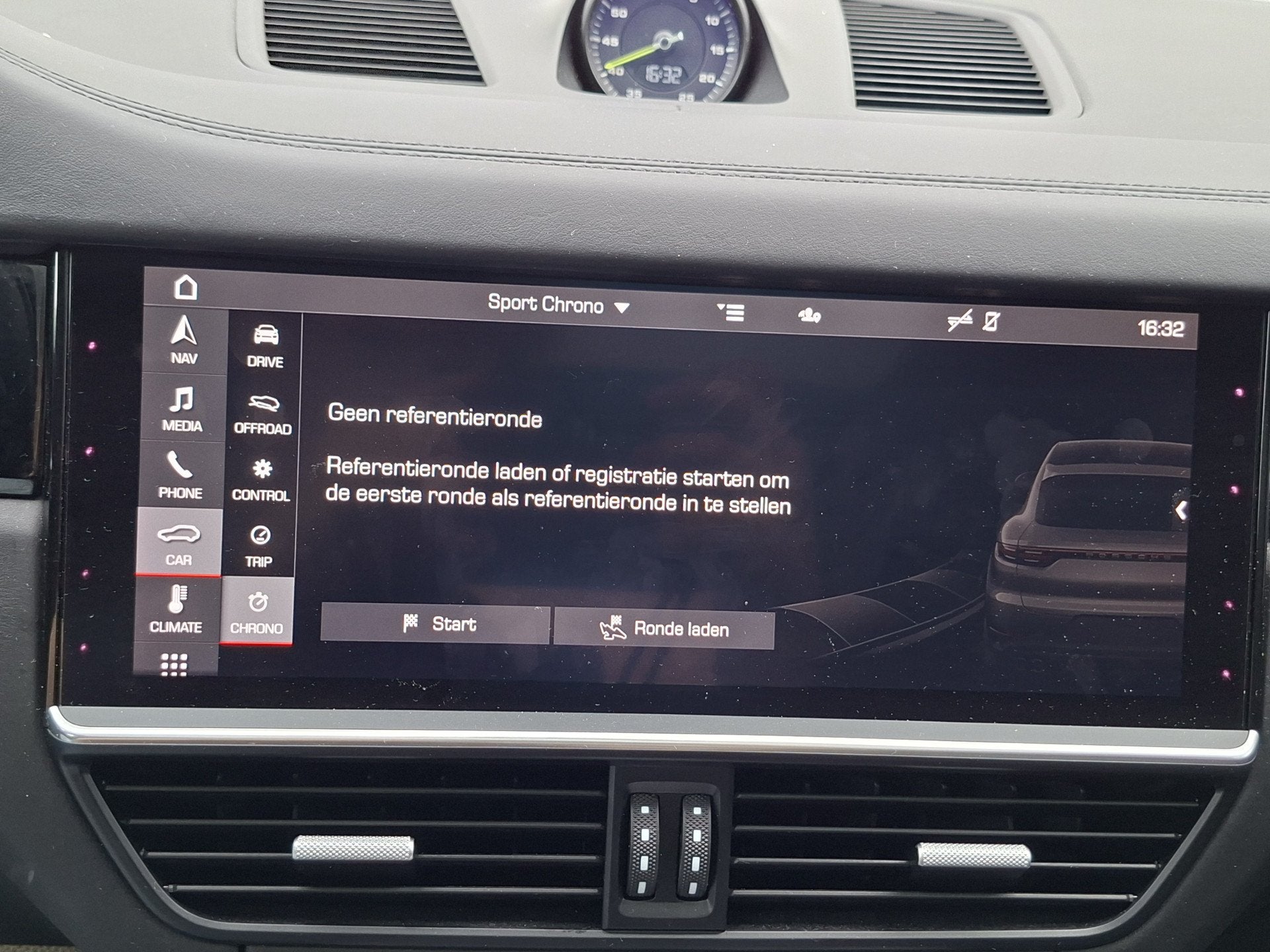 Foto 16 van Porsche Cayenne Coupé 3.0 E-Hybrid Pano Trekhaak(3500) 360