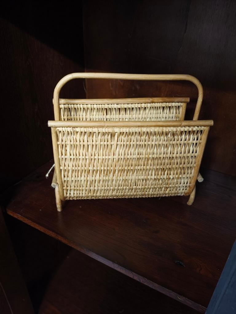 Rotan tijdschriften rek rotan vintage retro Bohemian, Ophalen of Verzenden