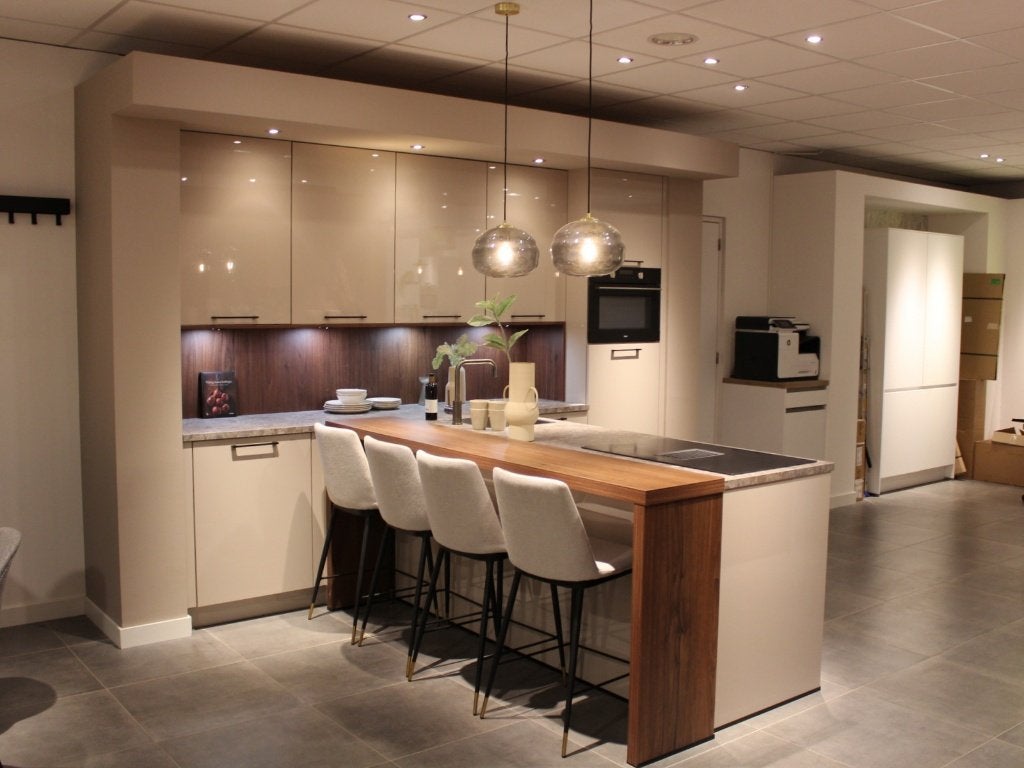 AF11 Häcker Concept130 schiereilandkeuken met bar, Huis en Inrichting, Ophalen, Info@)haecker-kuechen.de, Overige kleuren, Overige typen