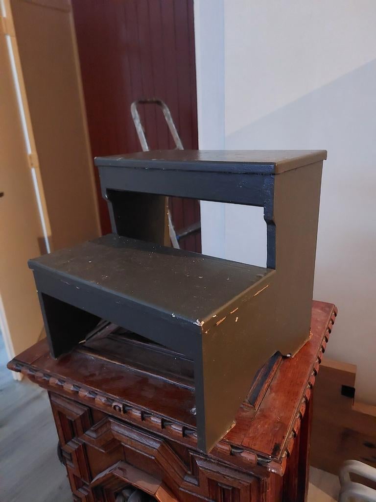 Klein Keukentrapje - 30 cm, Ophalen, Gebruikt, Eenvoudig, Zwart