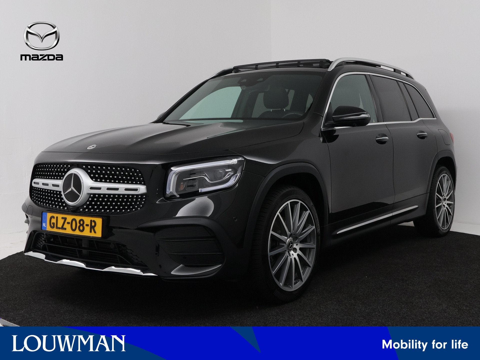 Mercedes-Benz GLB 200 AMG Line | Trekhaak | Panoramadak | Di