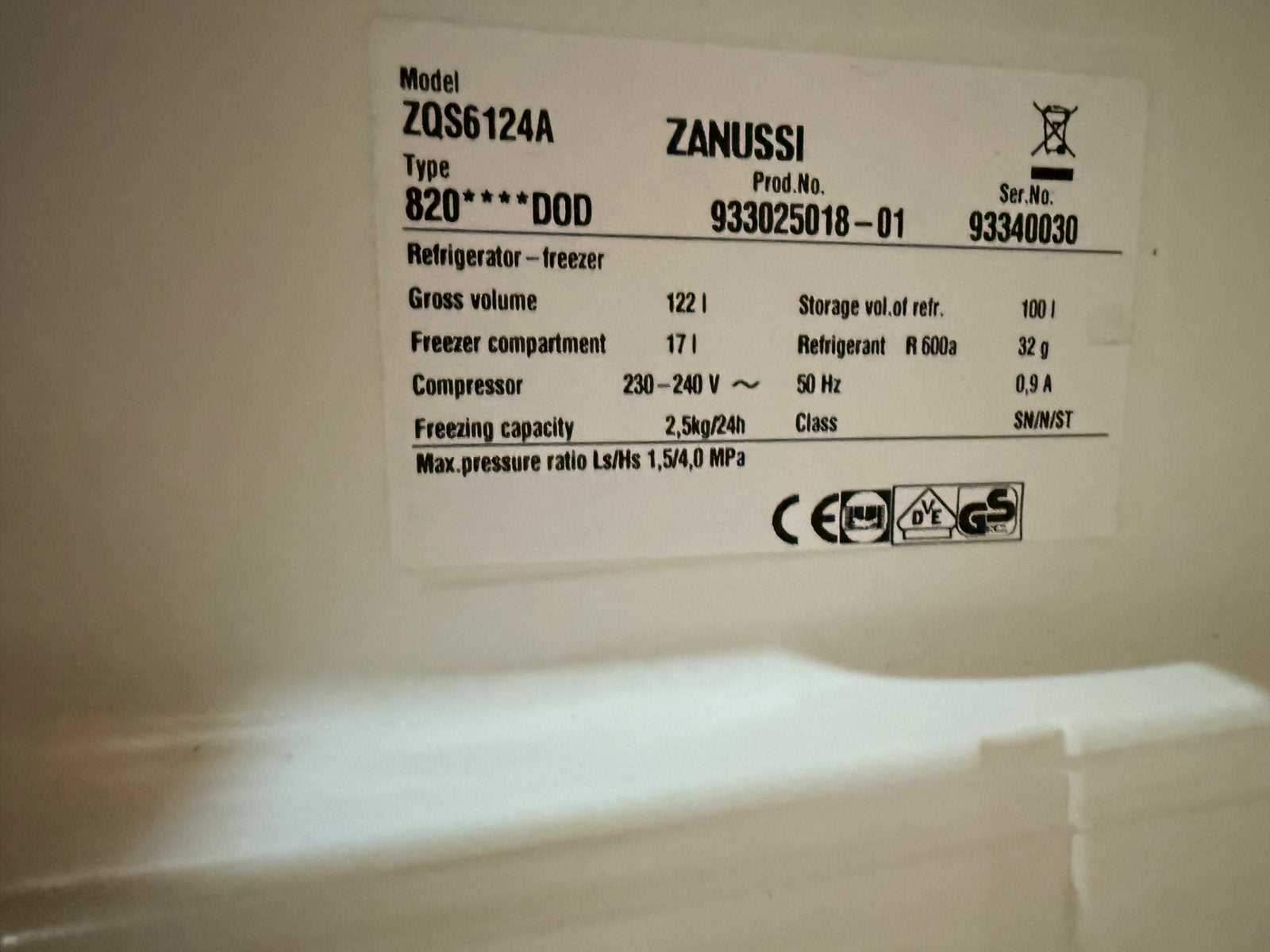 Foto 4 van Zanussi ZQS6124A Koelkast met vriesvak - Onderbouw