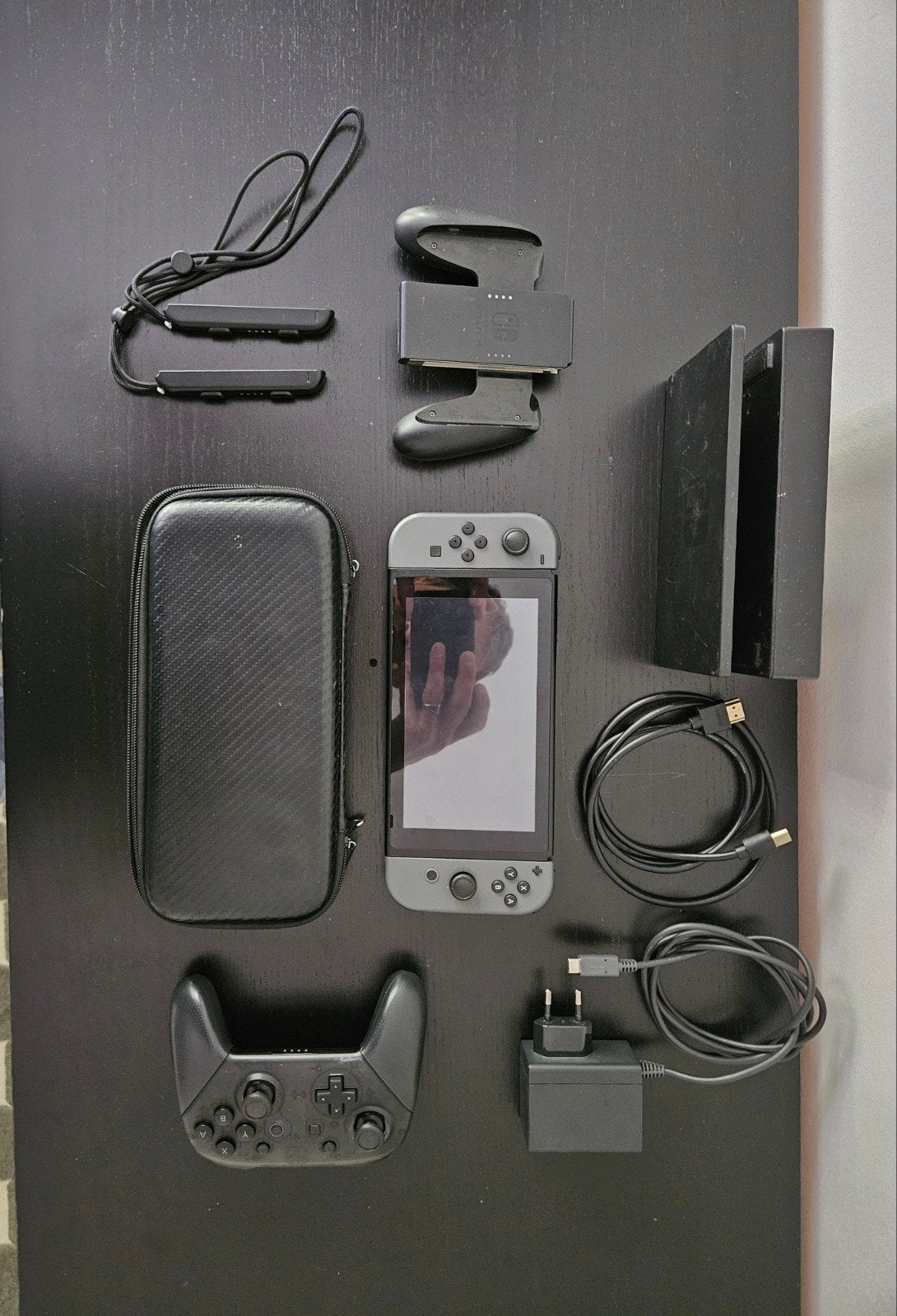 Nintendo Switch met Pro Controller en accessoires, Spelcomputers en Games, Ophalen, Zo goed als nieuw, Met 2 controllers, Switch Original