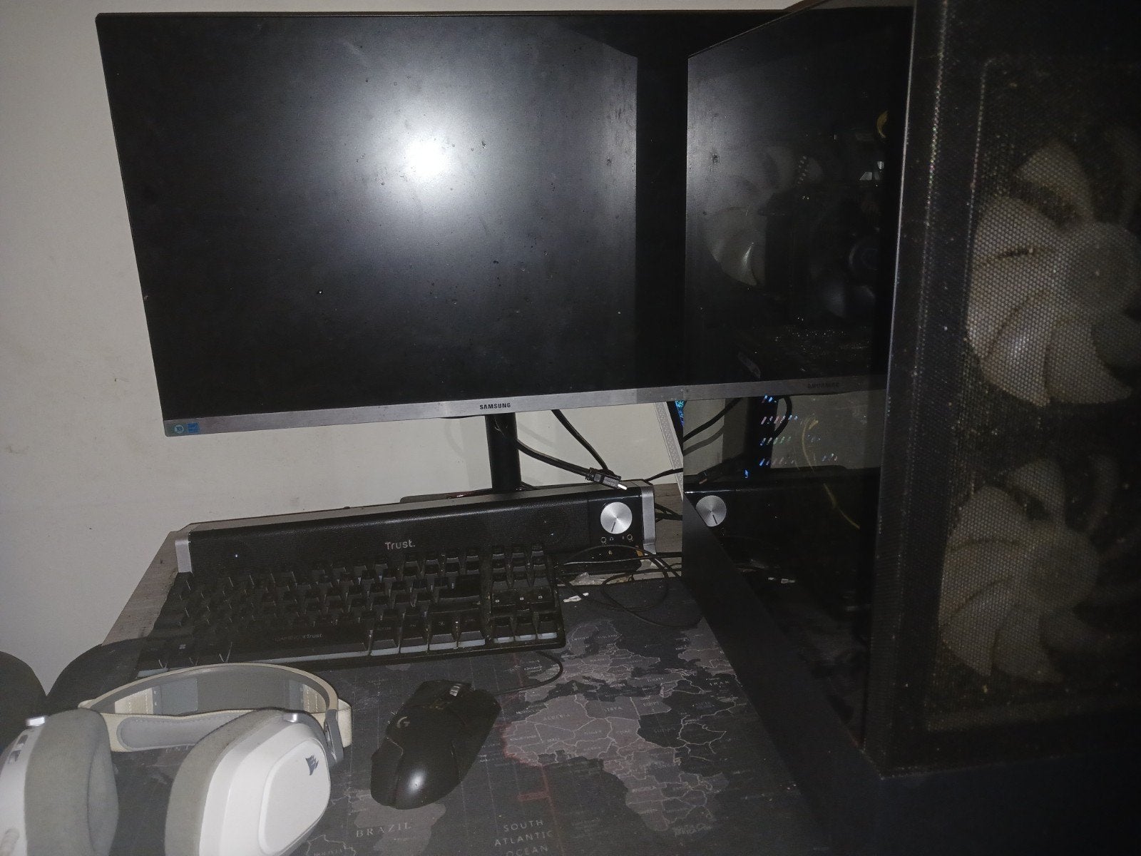 Game PC setup alle toebehoren 32GB RAM AMD Ryzen 9, Spelcomputers en Games, Games | Pc, Ophalen of Verzenden, Zo goed als nieuw