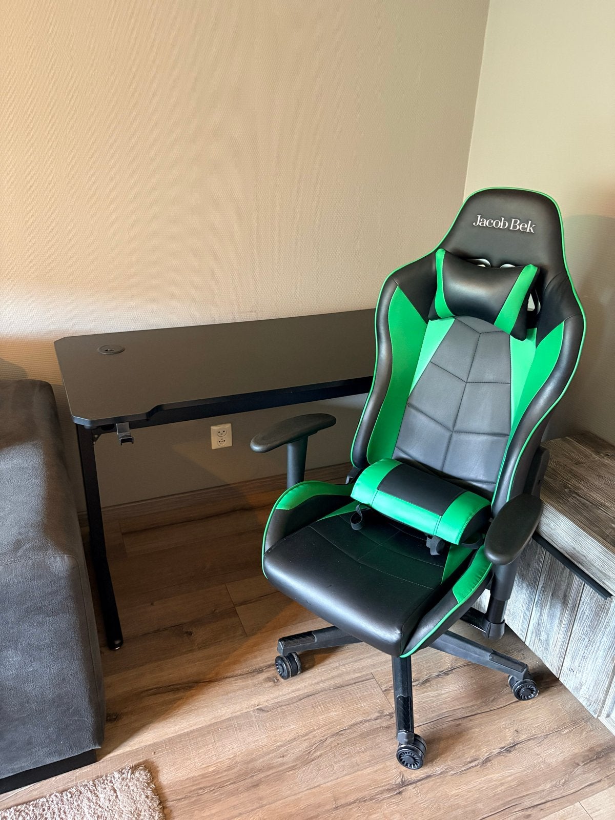Jacob Bek Gaming Stoel en Bureau Set (Zwart/Groen), Ophalen, Gebruikt, Zwart, Gaming bureaustoel