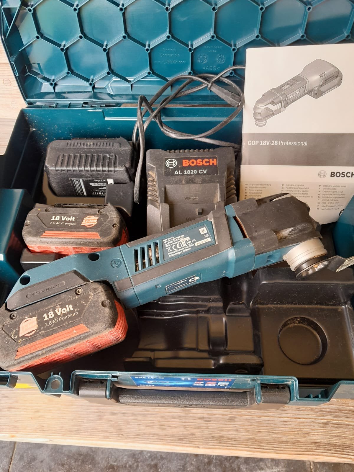 Multitool op accu, Verzenden, Gebruikt, Multitool