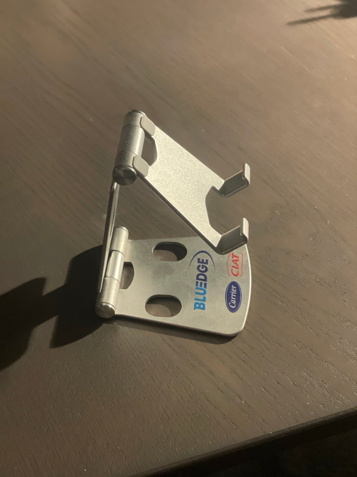 Opvouwbare Telefoonstandaard met Grip Pads - Universeel, Ophalen of Verzenden, Zo goed als nieuw, Overige typen, Universeel