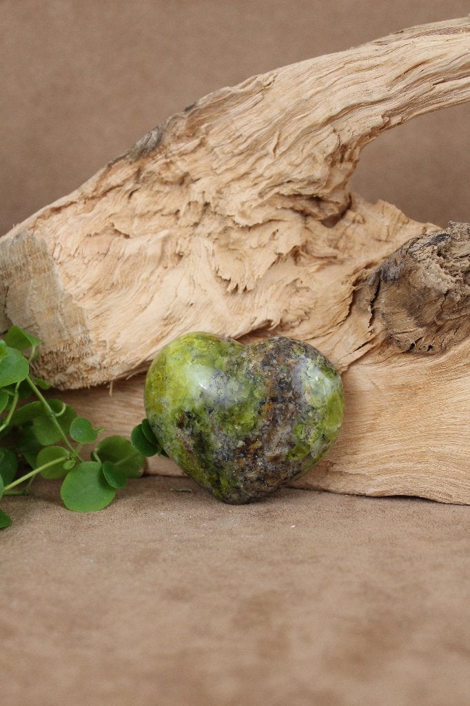Groene opaal hart uit Madagaskar, Ophalen of Verzenden, Mineraal