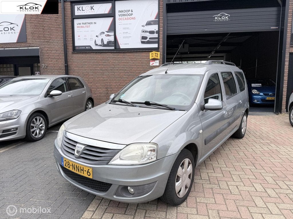 Dacia Logan MCV 1.6-16V Lauréate 7p. NAP Airco Trekhaak, Auto's, Dacia, Voorwielaandrijving, Elektrische ramen, Blauw, 7 stoelen