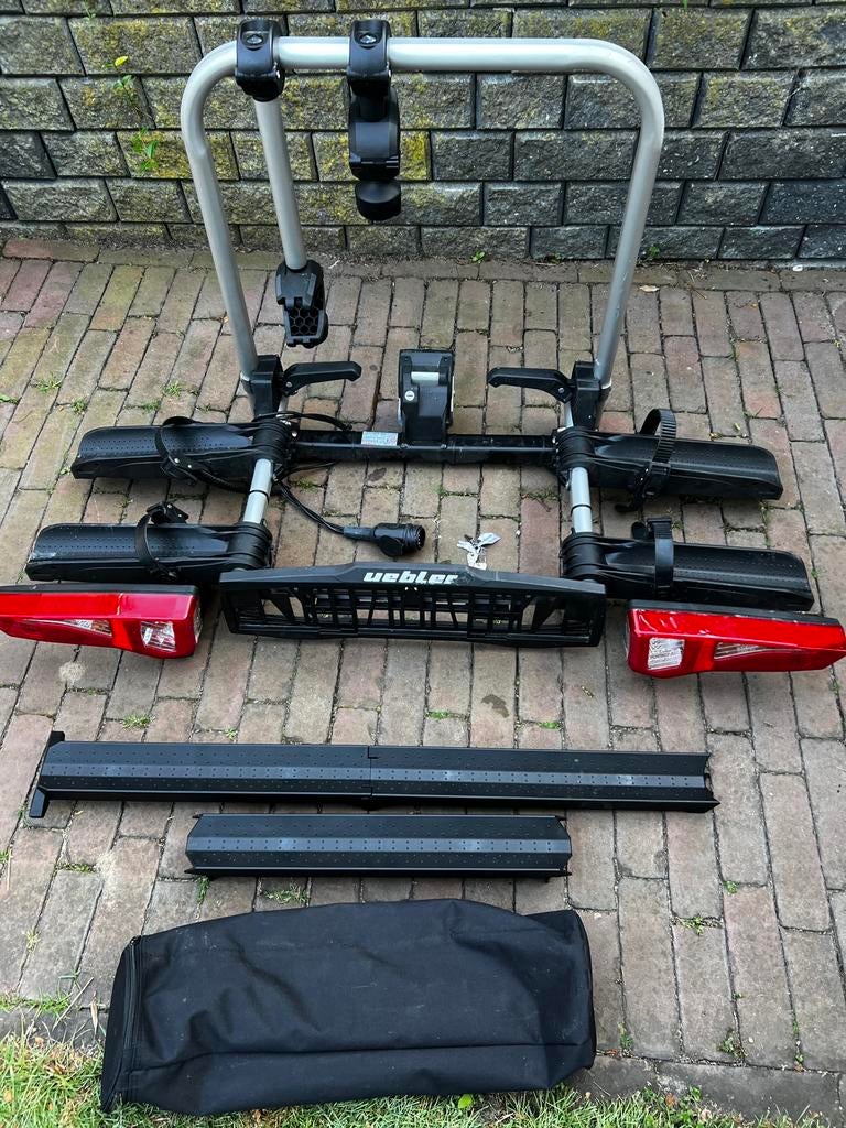 Uebler F-24 fietsendrager met oprijgoot., Auto diversen, Fietsendragers, Elektrische fiets, Ophalen of Verzenden, Zo goed als nieuw