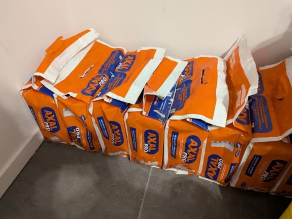 Axal Pro zoutblokken voor ontharder, 9 zakken van 10kg, Ophalen, Nieuw, Waterontharder met zout