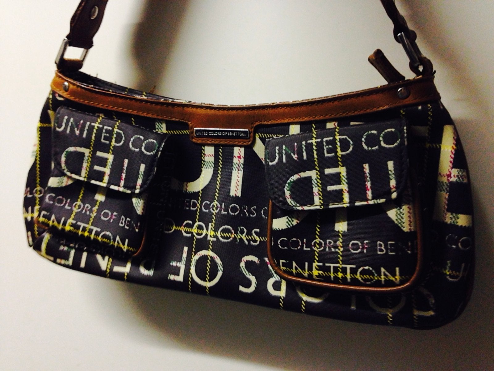 Benetton schoudertasje - Zwart met print, Sieraden, Tassen en Uiterlijk, Tassen | Damestassen, Ophalen of Verzenden, Gebruikt