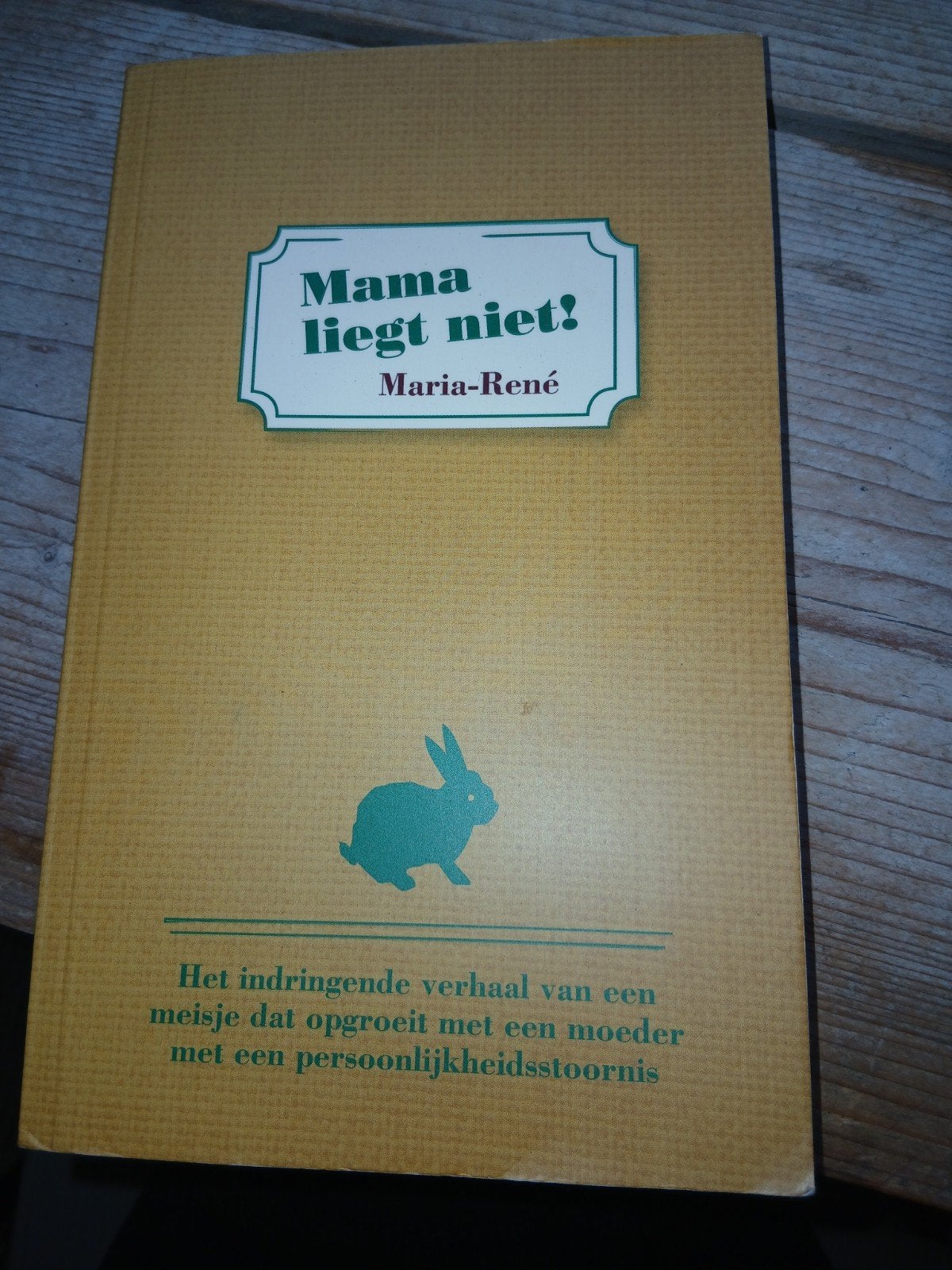 Mama liegt niet! - maria rene, Ophalen of Verzenden, Zo goed als nieuw, Maria-René, Overige