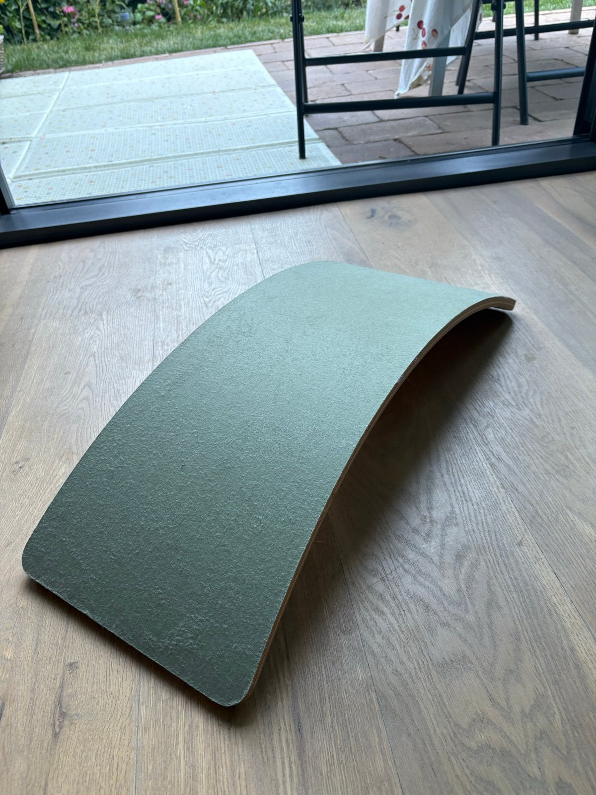 Wobbel Board Saliegroen - Balansbord voor Kinderen, Ophalen, Zo goed als nieuw, Jongen of Meisje