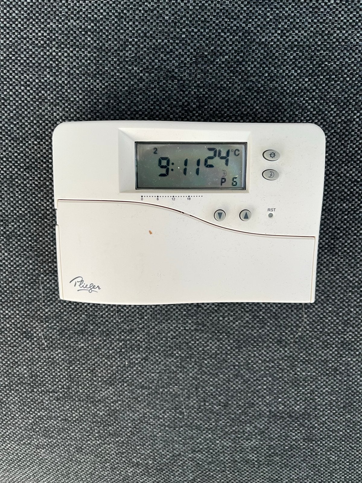 Plieger Milton Klokthermostaat - Gebruikt, Ophalen of Verzenden, Gebruikt