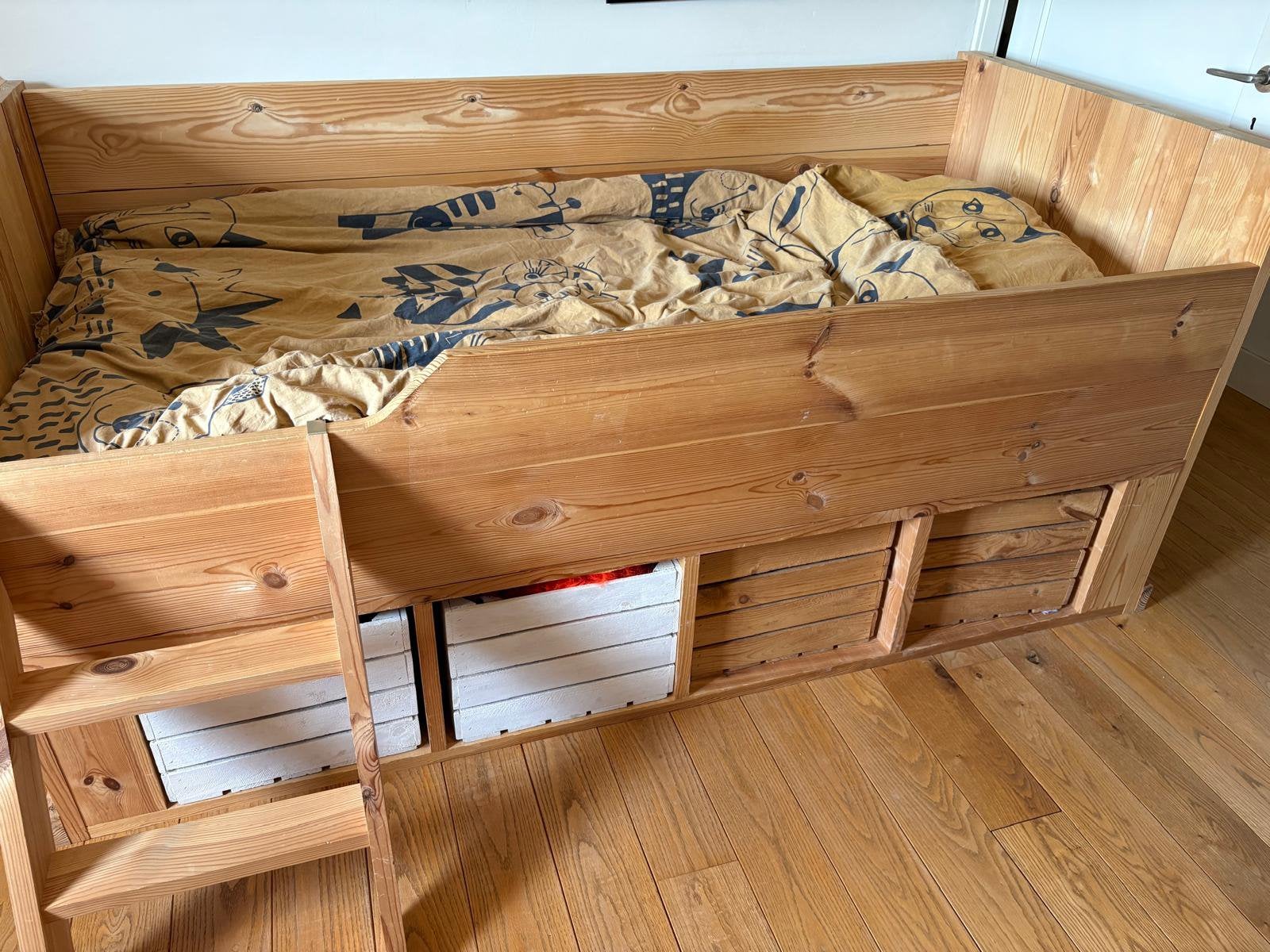 Kajuitbed ‘Jasper’ 90x200, Ophalen, 85 tot 100 cm, Zo goed als nieuw, Lattenbodem