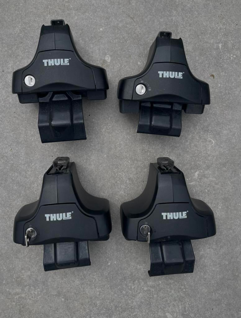 Thule Dakdrager Voeten (4 stuks); Ford Kuga 2, zonder dakrai, Auto diversen, Dakdragers, Ophalen of Verzenden, Gebruikt