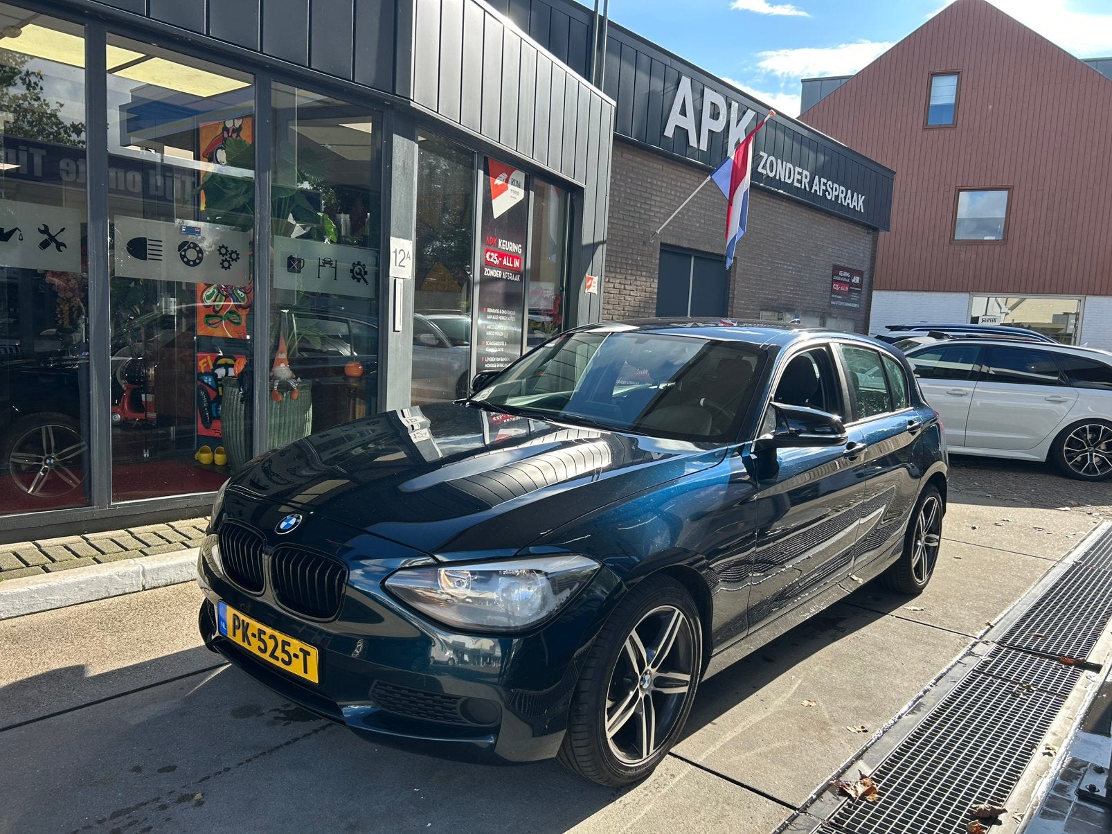 BMW 1-Serie 116I 100KW 5DR 2013 Blauw, Auto's, 1-Serie, 4 cilinders, Blauw, 19 km/l