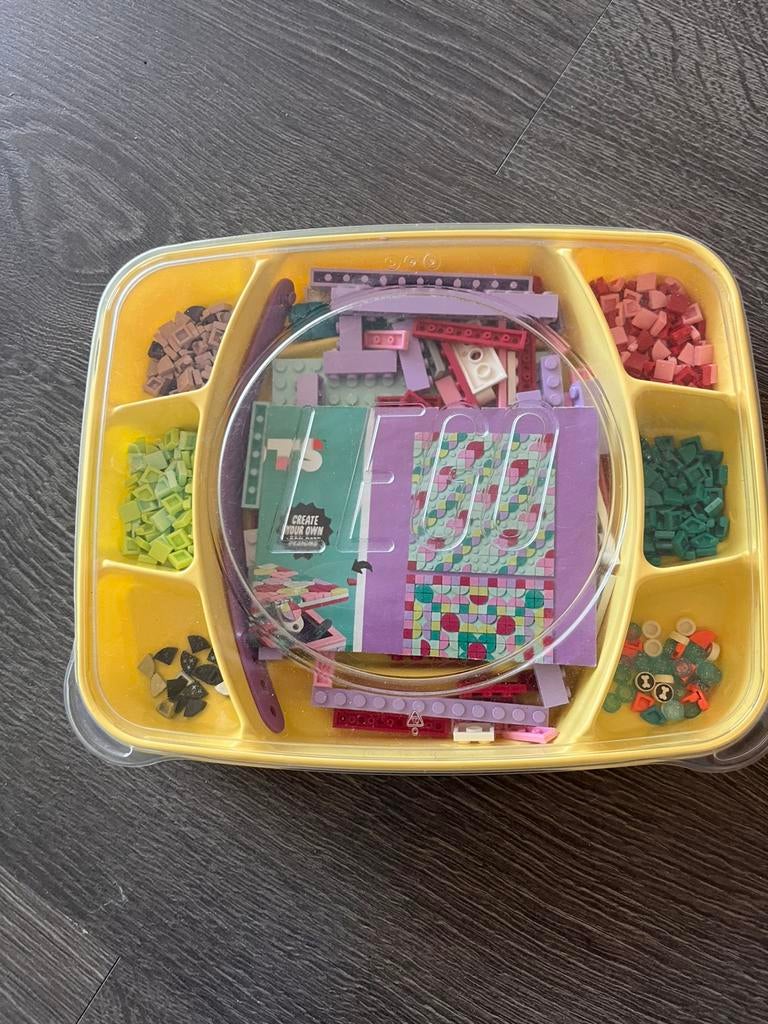Lego dots sieradendoosje, Kinderen en Baby's, Speelgoed | Duplo en Lego, Overige thema's, Lego, Ophalen of Verzenden, Zo goed als nieuw