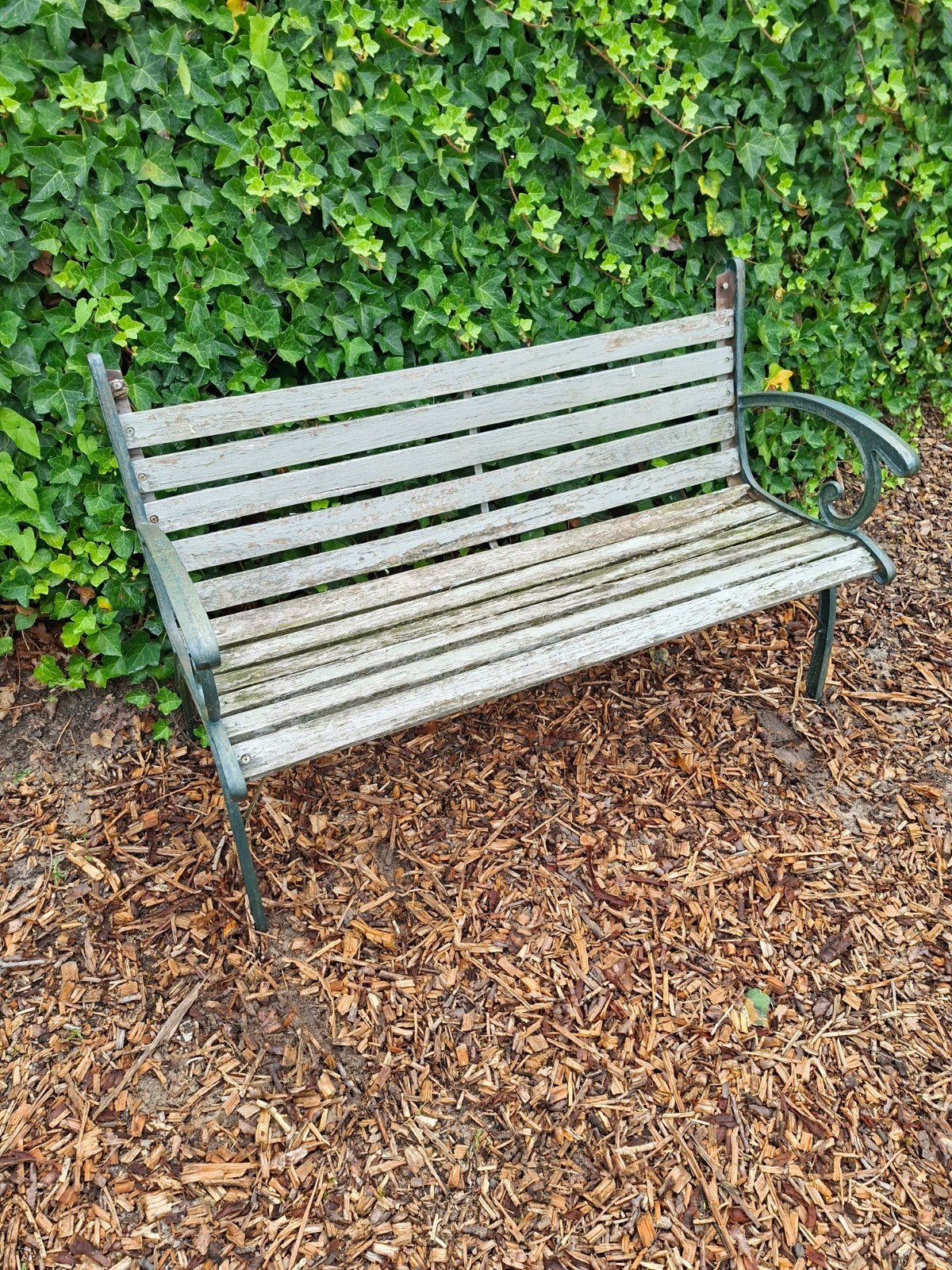 Tuinbank met gietijzeren frame en houten latten, Tuin en Terras, Ophalen, Gebruikt, Hout