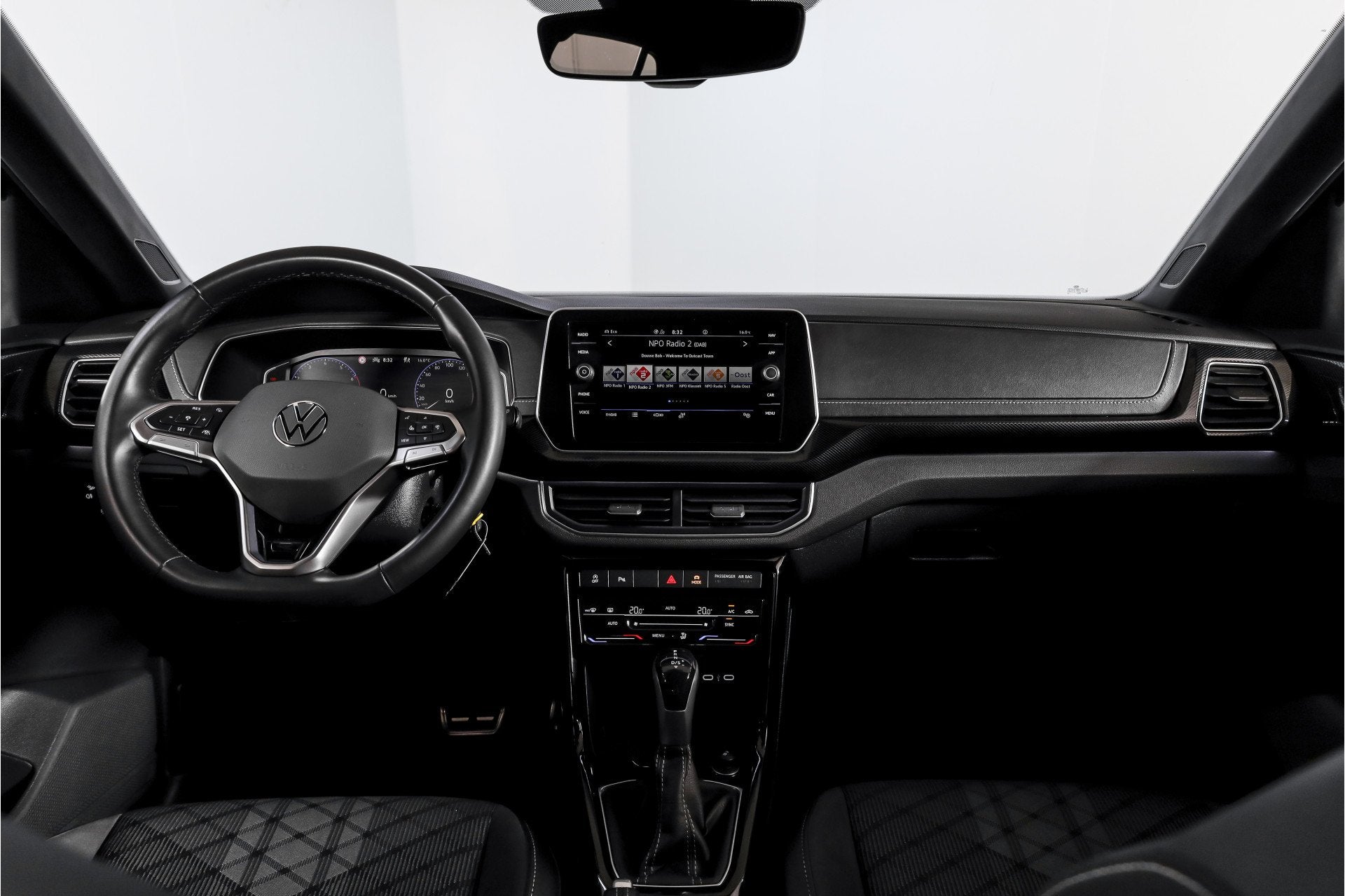 Volkswagen T-Cross 1.0 TSI 115 PK R-Line - Automaat | Dig. C, Auto's, 12 maanden, Gebruikt, Euro 6, 116 pk