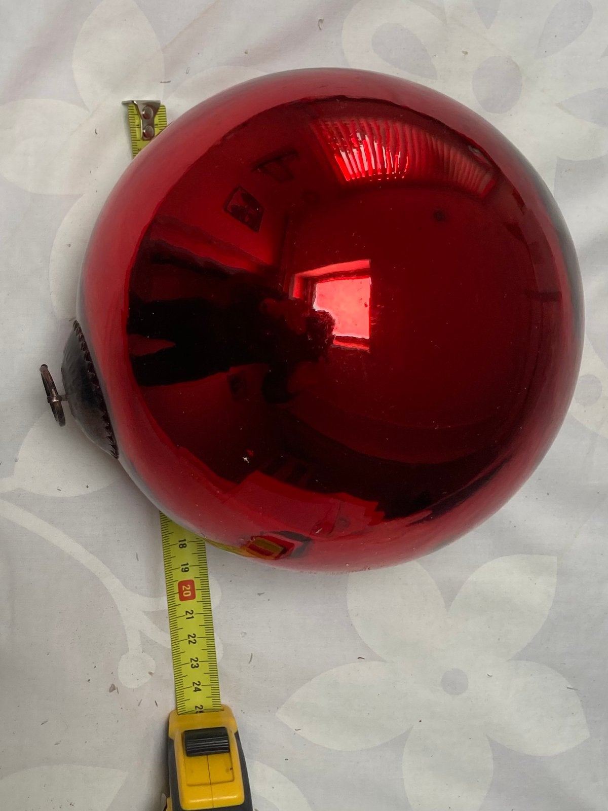 Zware rode kerstbal D 17 cm. Glas, Diversen, Ophalen of Verzenden, Zo goed als nieuw