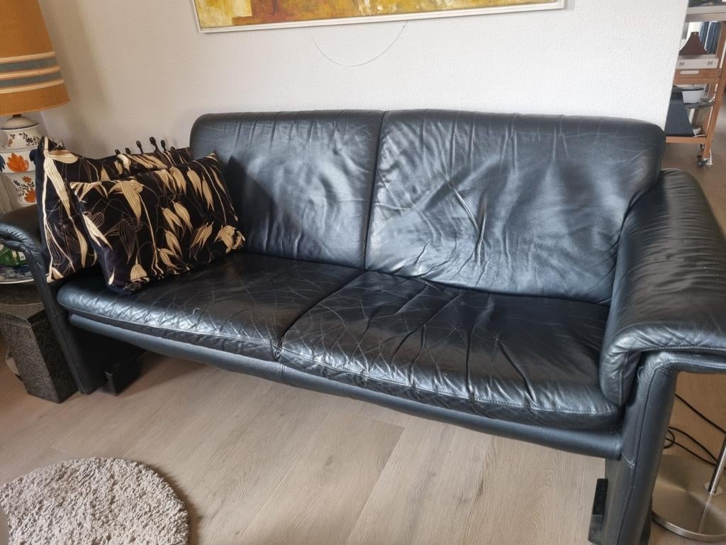 HF banken, 2 én 2,5 zits, zwart dik leer, zusje van Leolux, Huis en Inrichting, Banken | Bankstellen, Ophalen, Gebruikt, 150 tot 200 cm