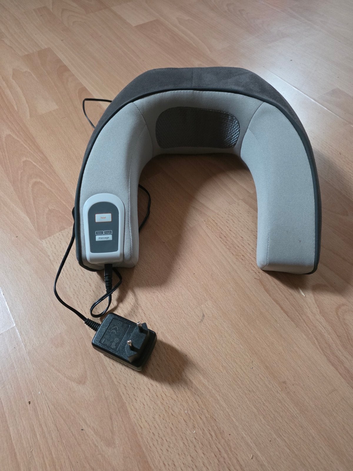 Nek- en schoudermassagekussen met warmtefunctie, Ophalen