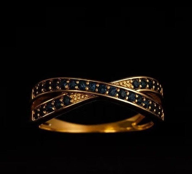 Saffier ring maat 17mm, Sieraden, Tassen en Uiterlijk, Ringen, Overige materialen, Gretannl@yahoo.com, Nieuw, Ophalen of Verzenden