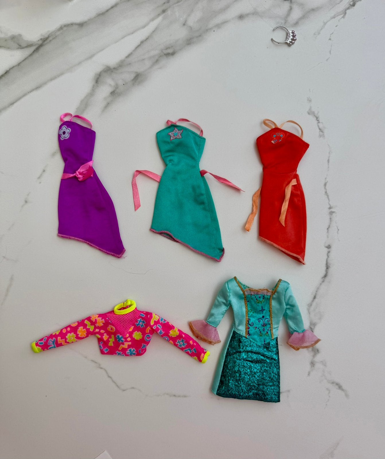 Barbie kleding Mattel, Ophalen of Verzenden, Zo goed als nieuw, Kleertjes
