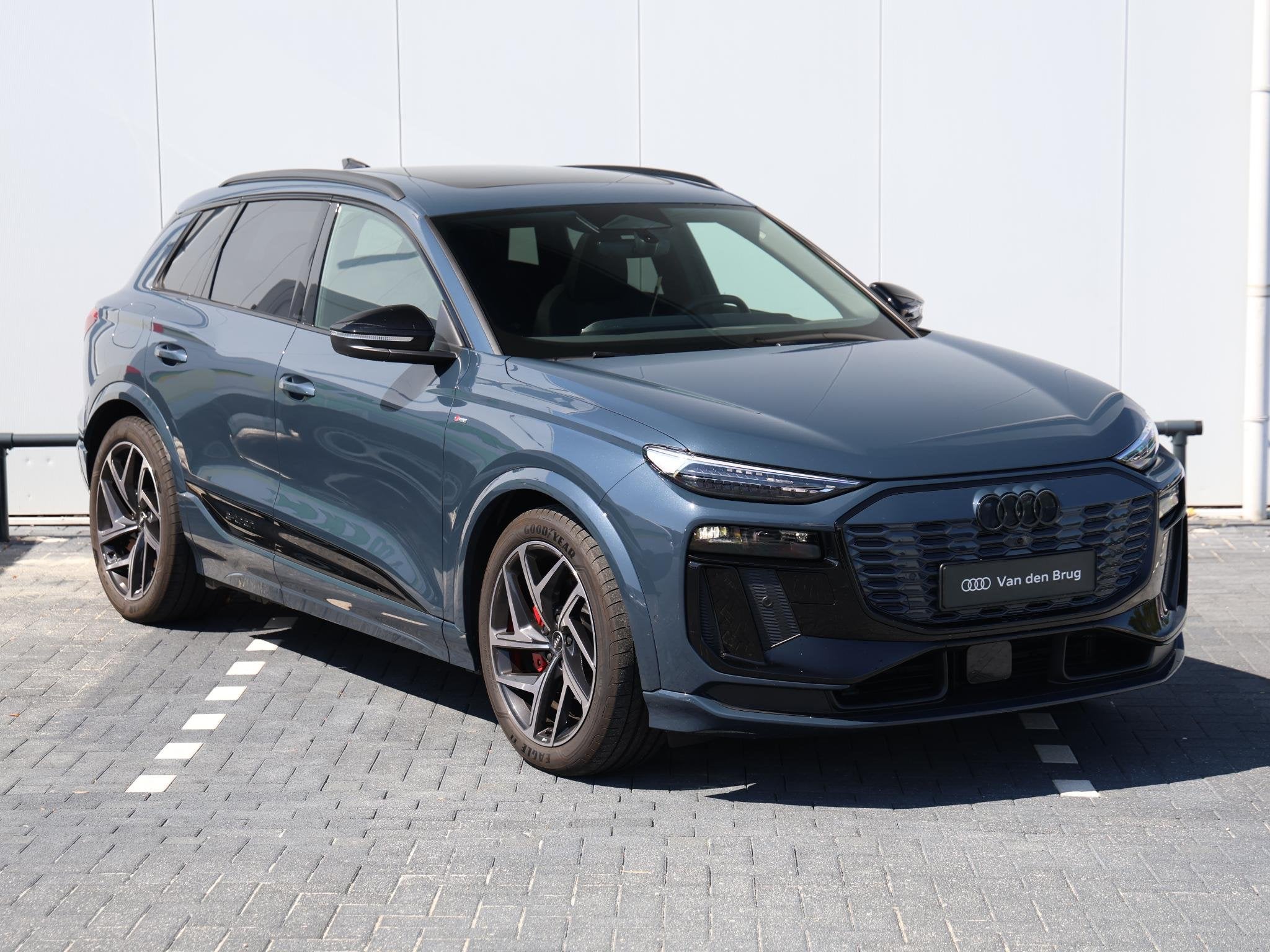 Audi Q6 e-tron
