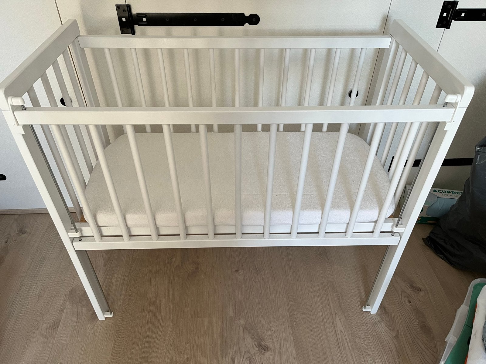 Witte co-sleeper/wiegje met matras, Ophalen, Zo goed als nieuw, Wieg