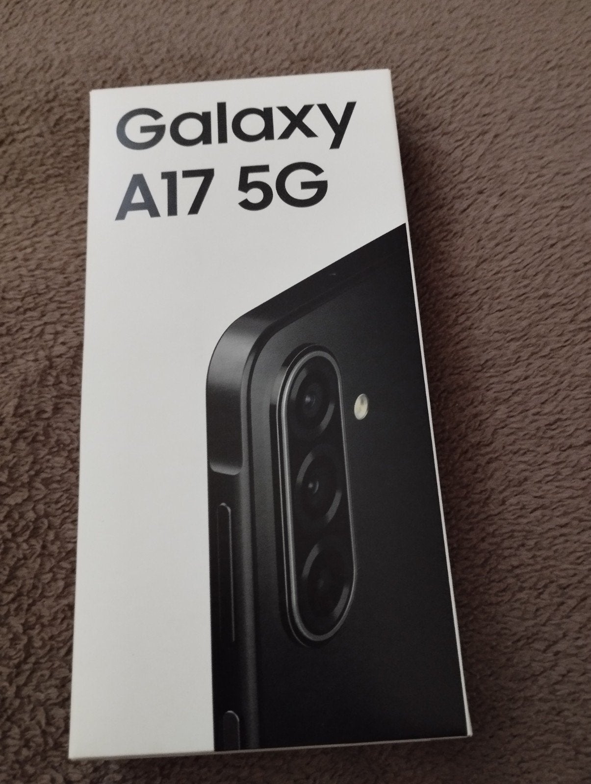 Samsung Galaxy A17 5G - Gloednieuw in Gesealde Doos (Zwart)