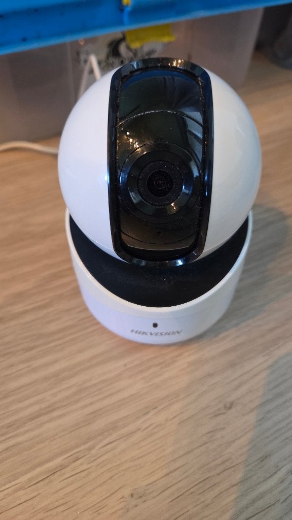 Hikvision DS-2CV2Q01EFD-IW Netwerk PT Camera, Ophalen of Verzenden, Gebruikt, Binnencamera