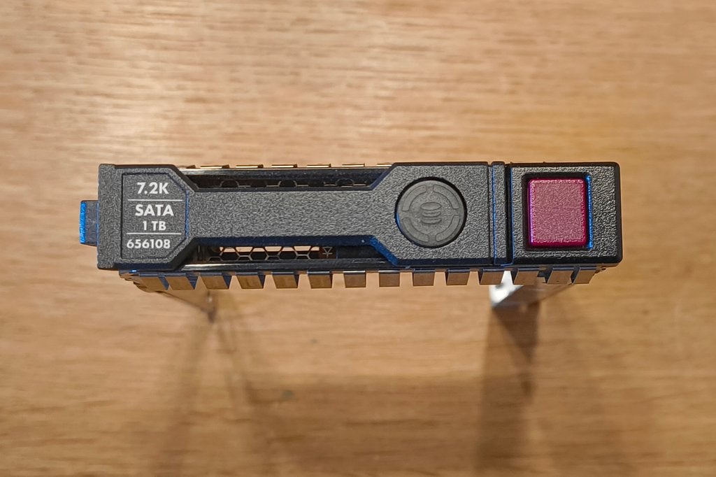HPE Smart Carrier Harddisk/SSD bracket 2.5" 656108, 5 stuks, Computers en Software, Intern, HP Hewlett Packard, Gebruikt, Server