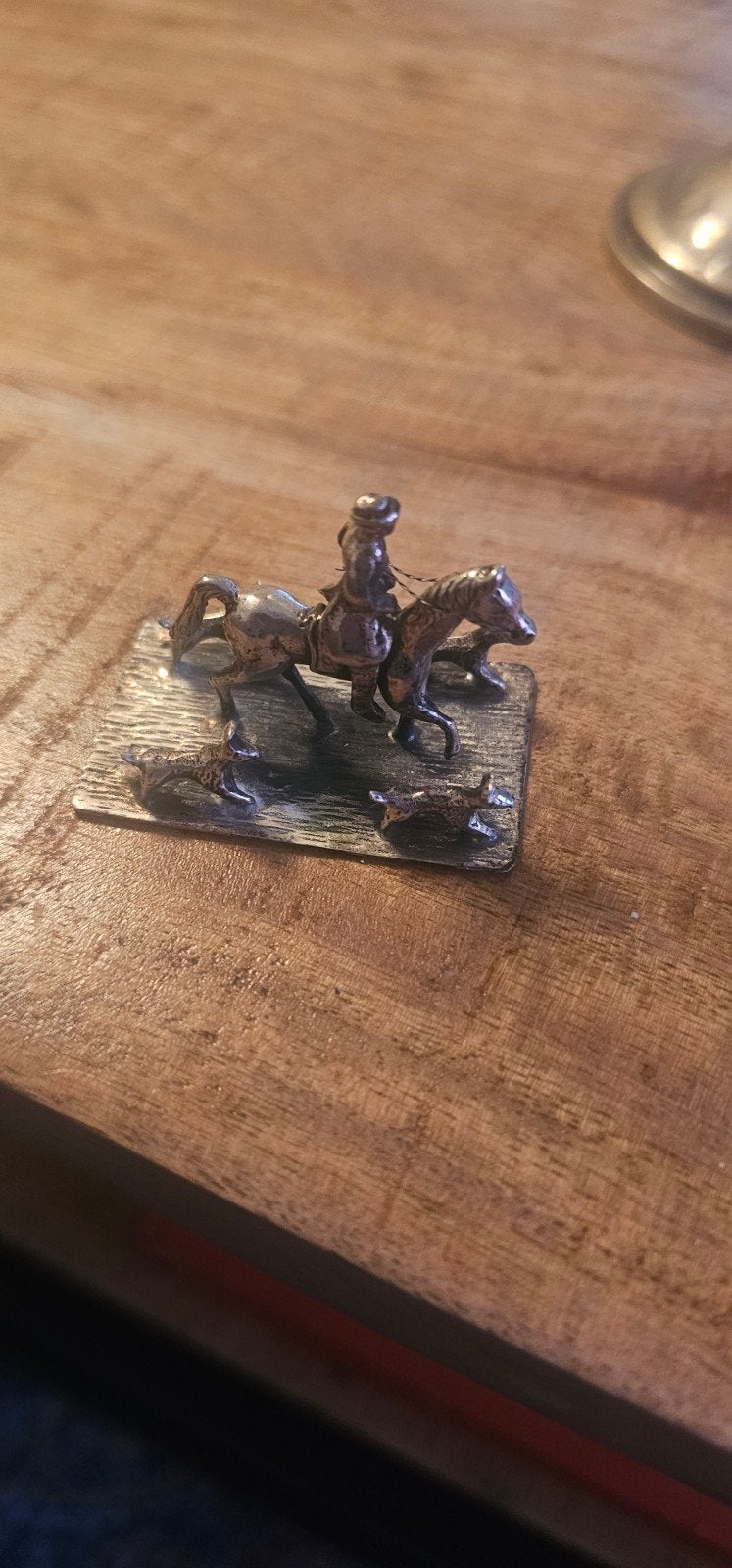 Vintage metalen beeldje: Ruiter met jachthonden, Ophalen of Verzenden