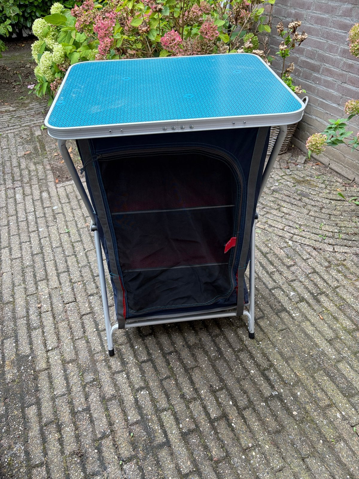 Quechua Campingkast - Compact en Handig, Ophalen, Zo goed als nieuw