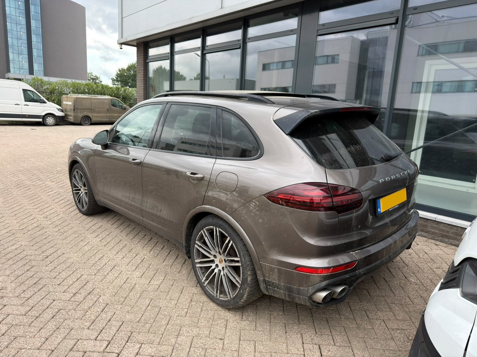 Porsche Cayenne 3.0 S E-Hybride 2016 PANO/SOFTCLOSE VOL! NL, Auto diversen, Overige kleuren, Porsche, Hybride Elektrisch/Benzine