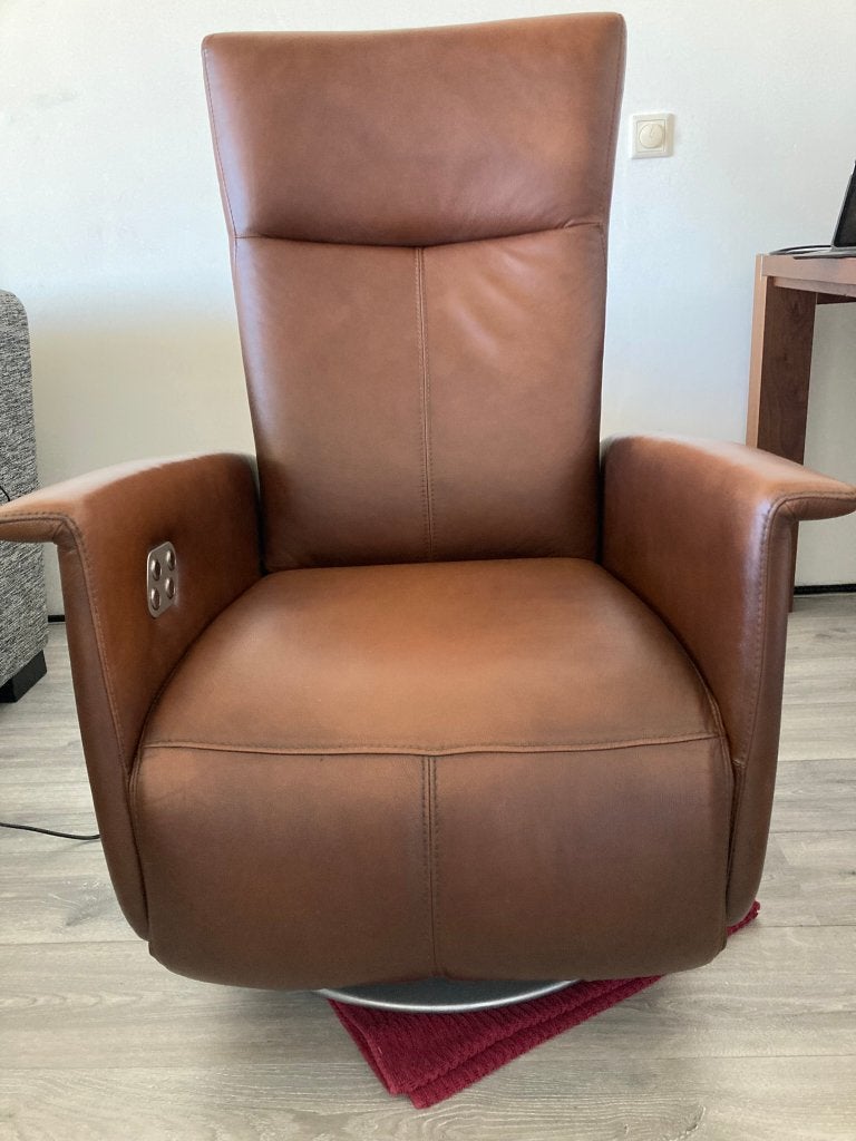 prominent sta op stoel - Medium, Ophalen, Gebruikt, Minder dan 75 cm, Leer